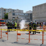 Pompiers et policiers sécurisent une fuite de gaz à Montpellier Mosson avec des barrières et un périmètre de sécurité.